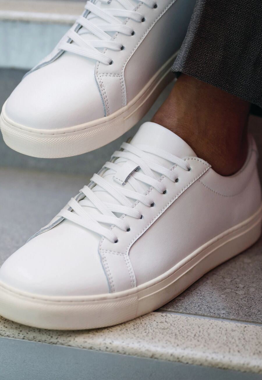 Elsa Trainer — White (2444A)
